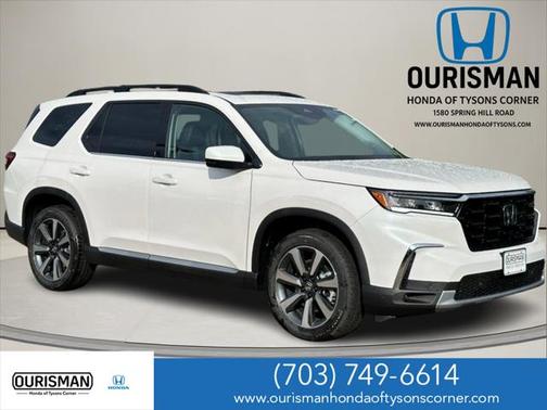 2025 Honda Pilot Touring 8-Passenger
