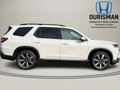 2025 Honda Pilot Touring 8-Passenger