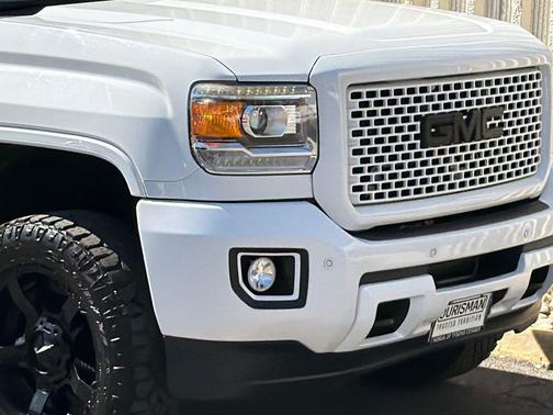 2016 GMC Sierra 2500 Denali
