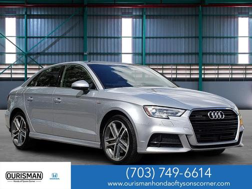 Florett Silver Metallic 2018 Audi A3 2.0T Premium