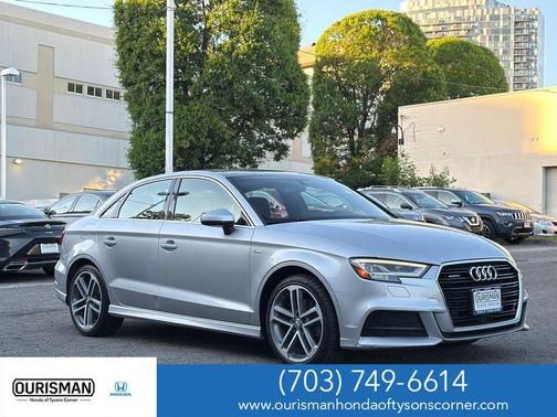 Florett Silver Metallic 2018 Audi A3 2.0T Premium