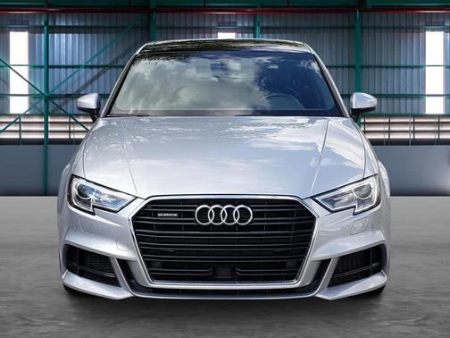 Florett Silver Metallic 2018 Audi A3 2.0T Premium