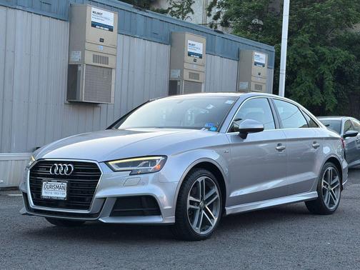 Florett Silver Metallic 2018 Audi A3 2.0T Premium