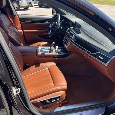 Ruby Black Metallic 2018 BMW 750 i xDrive