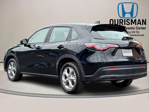 Crystal Black Pearl 2025 Honda HR-V LX