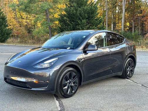 2024 Tesla Model Y Long Range Dual Motor All-Wheel Drive