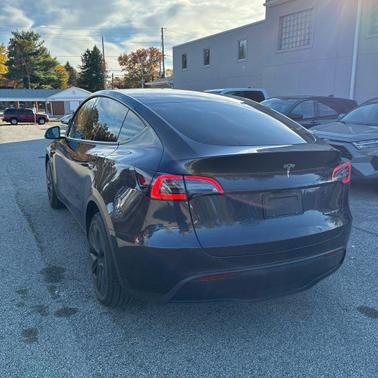 2024 Tesla Model Y Long Range Dual Motor All-Wheel Drive