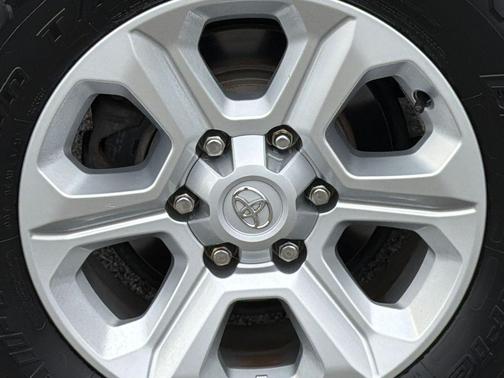 Nautical Blue Metallic 2017 Toyota 4Runner TRD Off Road