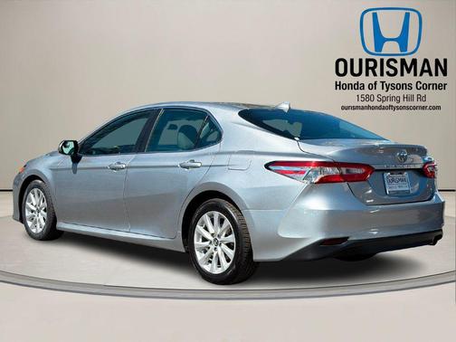Celestial Silver Metallic 2019 Toyota Camry LE