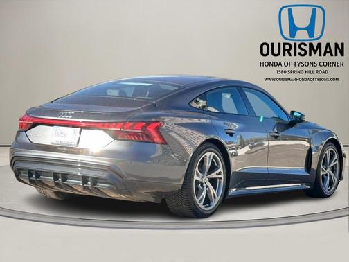 2023 Audi e-tron GT Premium Plus quattro