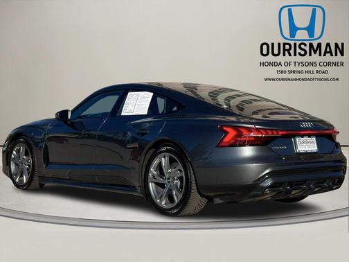 2023 Audi e-tron GT Premium Plus quattro