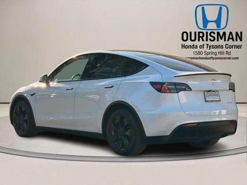 2021 Tesla Model Y Long Range Dual Motor All-Wheel Drive
