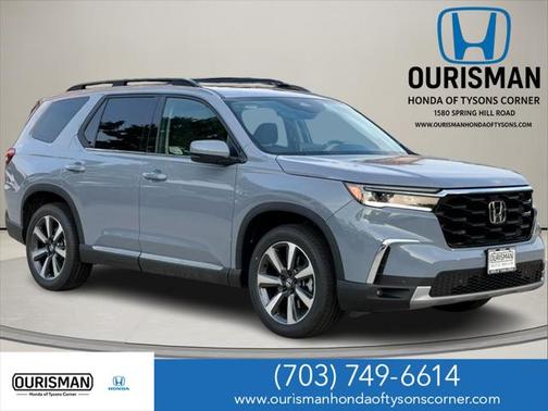 2025 Honda Pilot Touring 8-Passenger