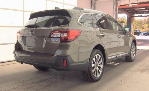 2019 Subaru Outback 2.5i Touring
