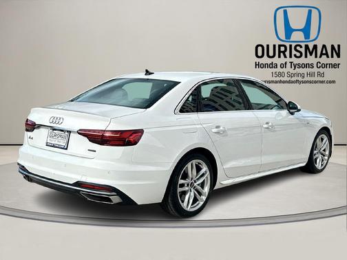 2023 Audi A4 45 S line Premium Plus