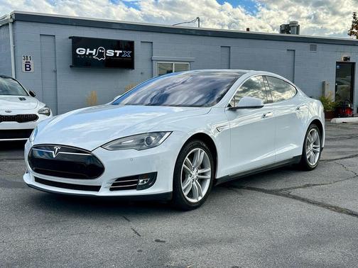 2013 Tesla Model S 