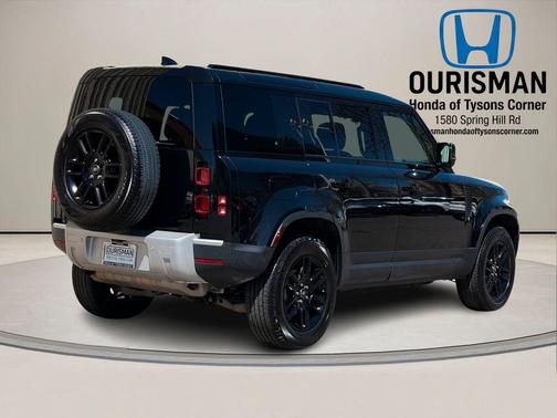 Santorini Black Metallic 2025 Land Rover Defender 110 P300