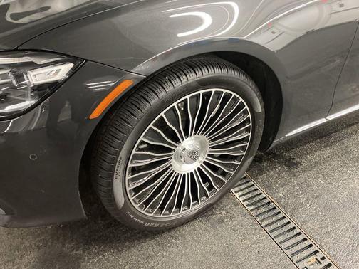 Graphite Gray Metallic 2022 Mercedes-Benz S-Class 4MATIC