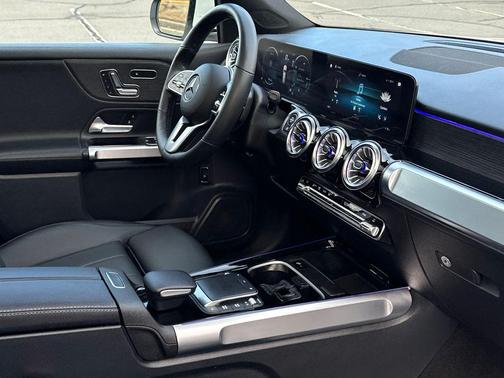 2023 Mercedes-Benz GLB 250 4MATIC