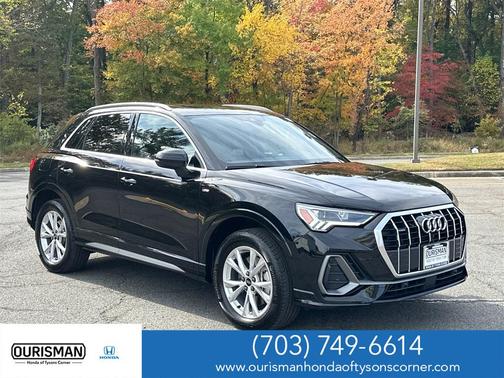 2025 Audi Q3 Premium 45 TFSI S line quattro Tiptronic