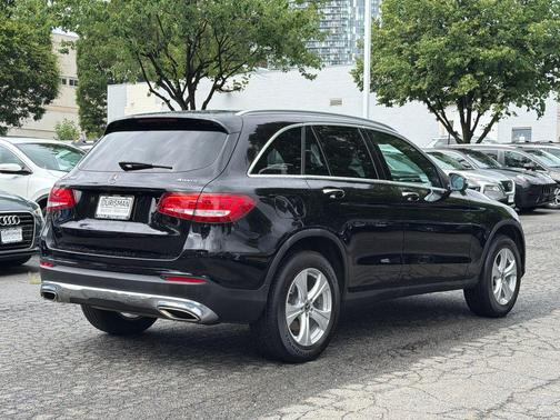 Black 2018 Mercedes-Benz GLC 300 4MATIC