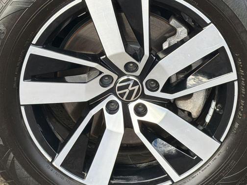 2022 Volkswagen Atlas 2.0T SE