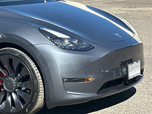 2022 Tesla Model Y Performance Dual Motor All-Wheel Drive