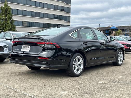 2025 Honda Accord LX 1.5T