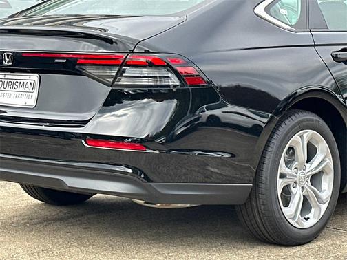 2025 Honda Accord LX 1.5T