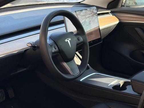 2023 Tesla Model 3 Standard Range