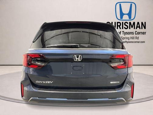 Still Night Pearl 2026 Honda Odyssey Touring