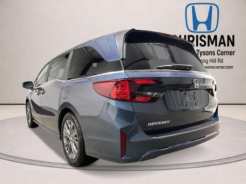 Still Night Pearl 2026 Honda Odyssey Touring