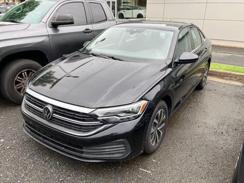 Deep Black Pearl 2024 Volkswagen Jetta 1.5T S