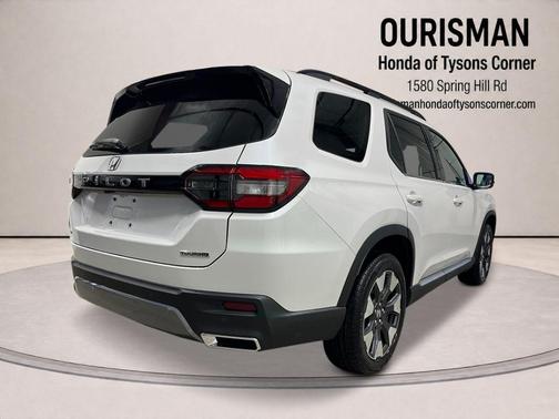 Platinum White 2026 Honda Pilot Touring 8-Passenger