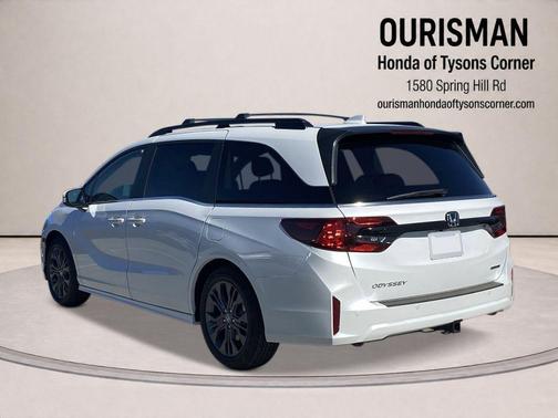 Platinum White 2026 Honda Odyssey Touring