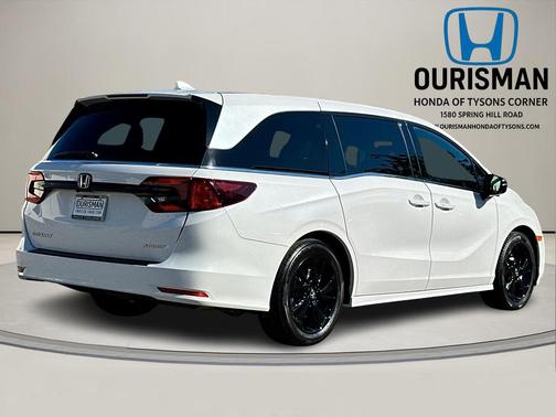 2024 Honda Odyssey Sport