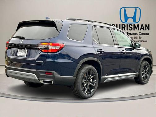 2025 Honda Pilot Touring 8-Passenger
