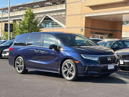 Obsidian Blue Pearl 2022 Honda Odyssey Elite