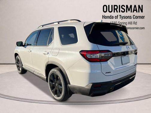 Platinum White 2026 Honda Pilot Black Edition