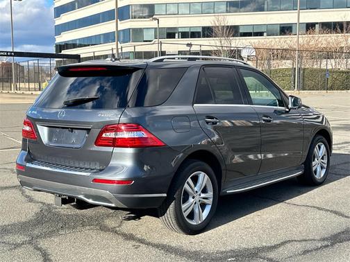 2015 Mercedes-Benz M-Class 4MATIC