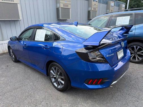 Aegean Blue Metallic 2019 Honda Civic EX-L