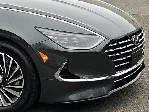 2021 Hyundai SONATA Limited 2.0T