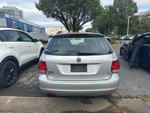 2012 Volkswagen Jetta SportWagen TDI