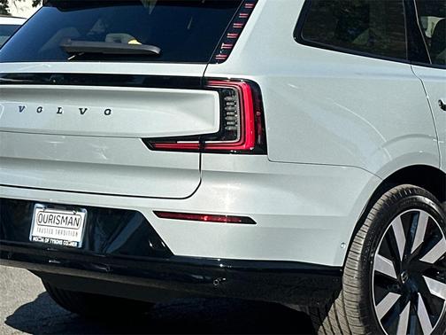 2025 Volvo EX90 Twin Motor Ultra