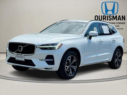 2022 Volvo XC60 Momentum