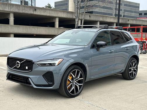 2022 Volvo XC60 Recharge Plug-In Hybrid T8 Polestar
