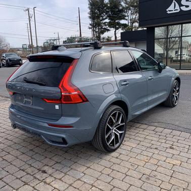 2022 Volvo XC60 Recharge Plug-In Hybrid T8 Polestar