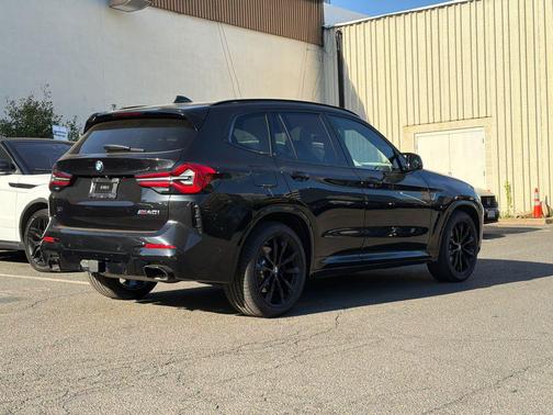 Black Sapphire Metallic 2024 BMW X3 M40i