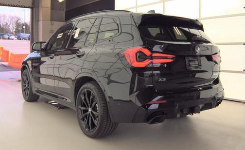 Black Sapphire Metallic 2024 BMW X3 M40i