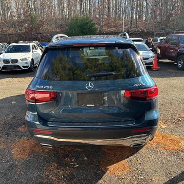 2022 Mercedes-Benz GLB 250 4MATIC